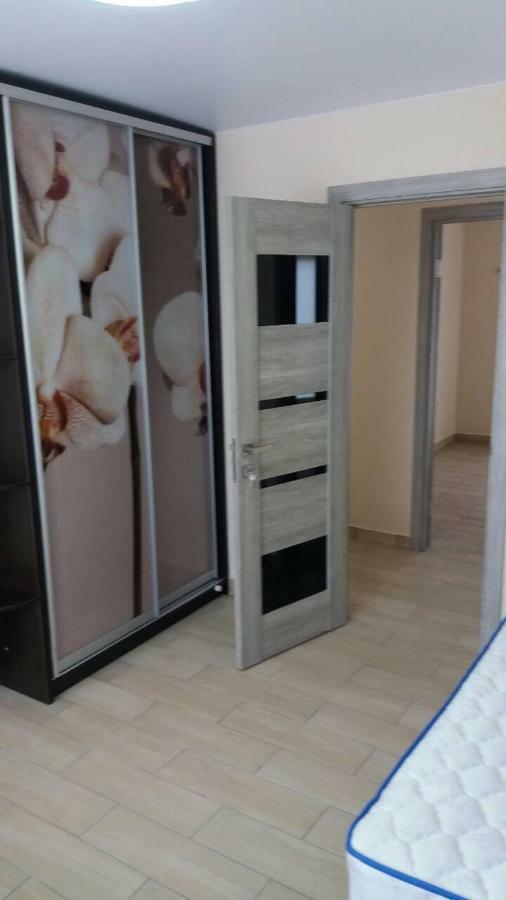 105 Appartement Khmelʼnytsʼkyy Buitenkant foto